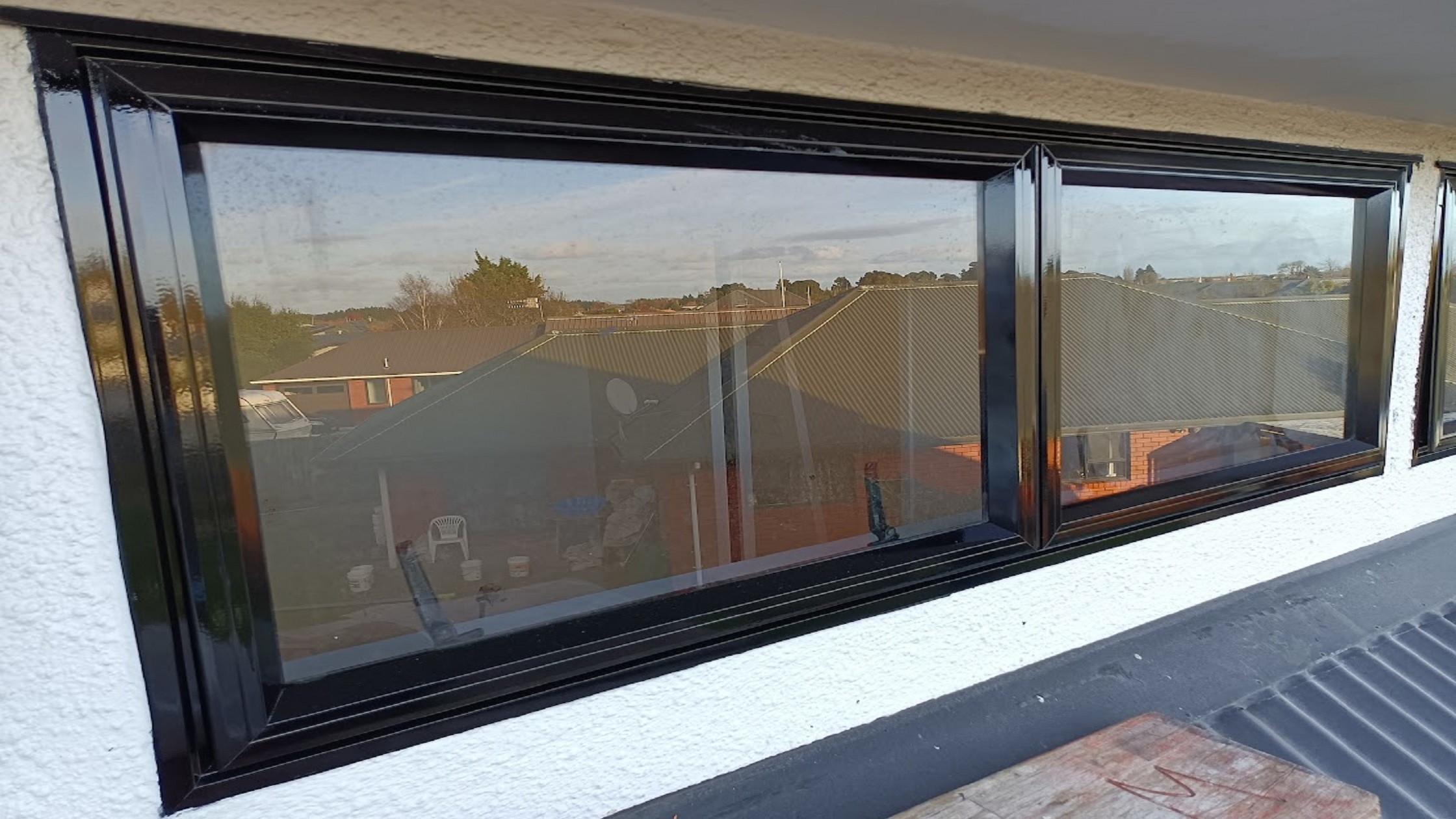 Cost to paint aluminium window frames